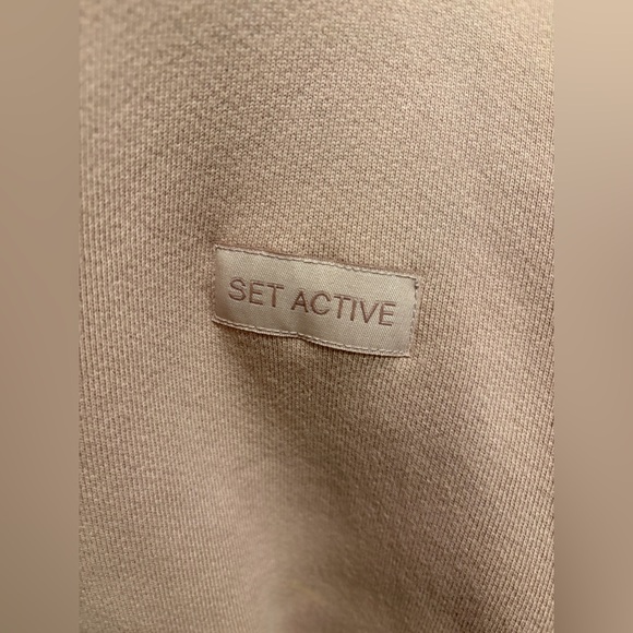 SET Active Half Zip - Picture 4 of 4